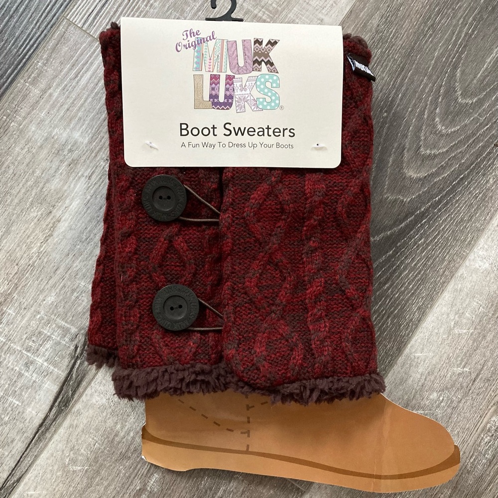 NEW~The Original Muk Luks Boot Sweaters